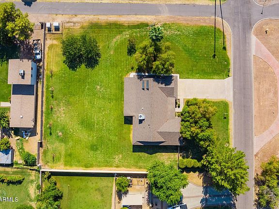 2nd image of 10441 W Avalon Drive