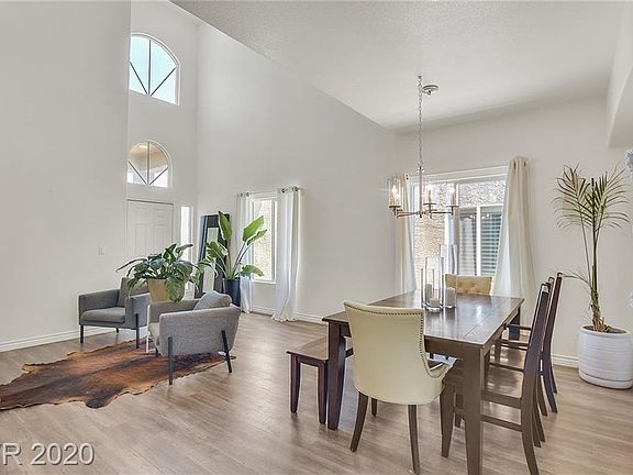 4th image of 3121 Strawberry Park Dr