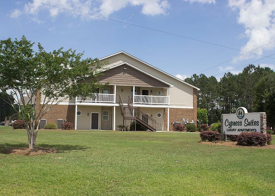 1st image of 68 Richards Dr APT 10