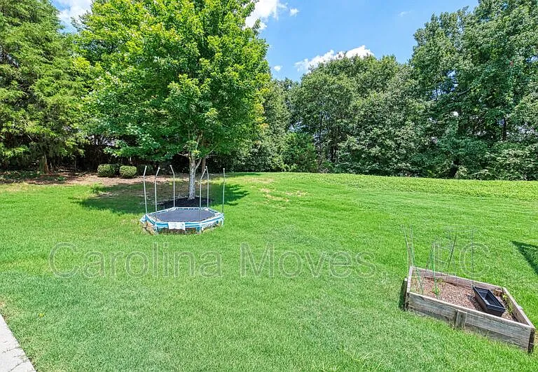 256 Barbours Ln — Photo 23