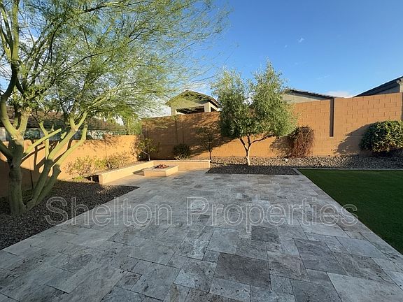 3rd image of 20654 W Alsap Rd