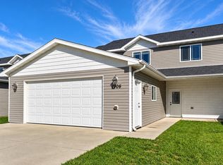1906 23rd Ave NW, Minot, ND 58703