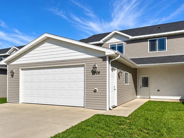 1906 23rd Ave NW, Minot, ND 58703