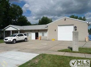 15347 Allen Rd, Southgate, MI 48195