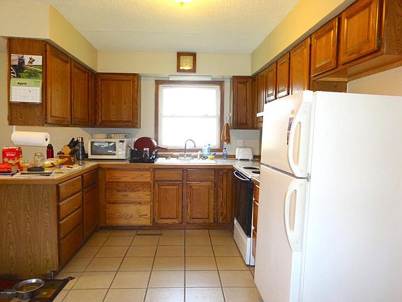4th image of 2396 Wildwood Cir