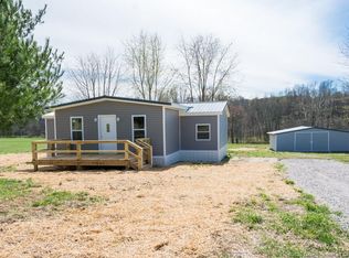 3315 E Persimmon Dr, Palmyra, IN 47164