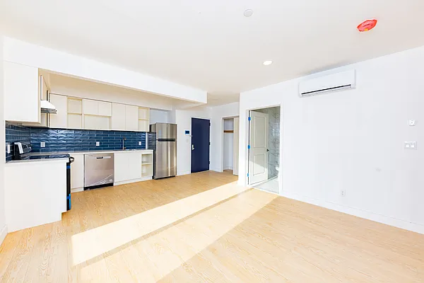 Rented by Oxford Property Group | media 2
