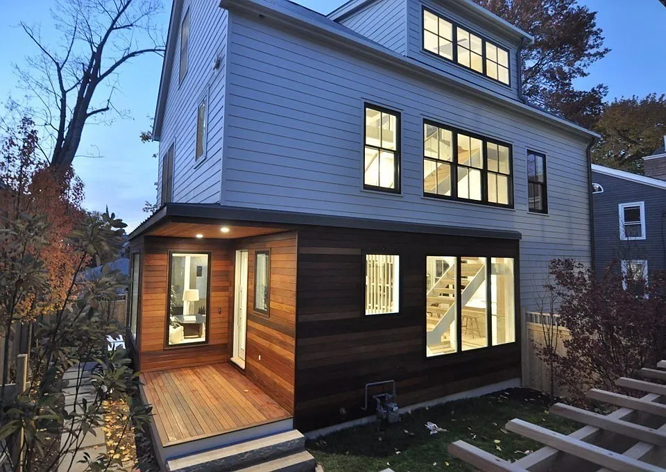 17R Ellsworth Ave