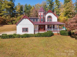 383 Ban The Blues Ln, Mars Hill, NC 28754