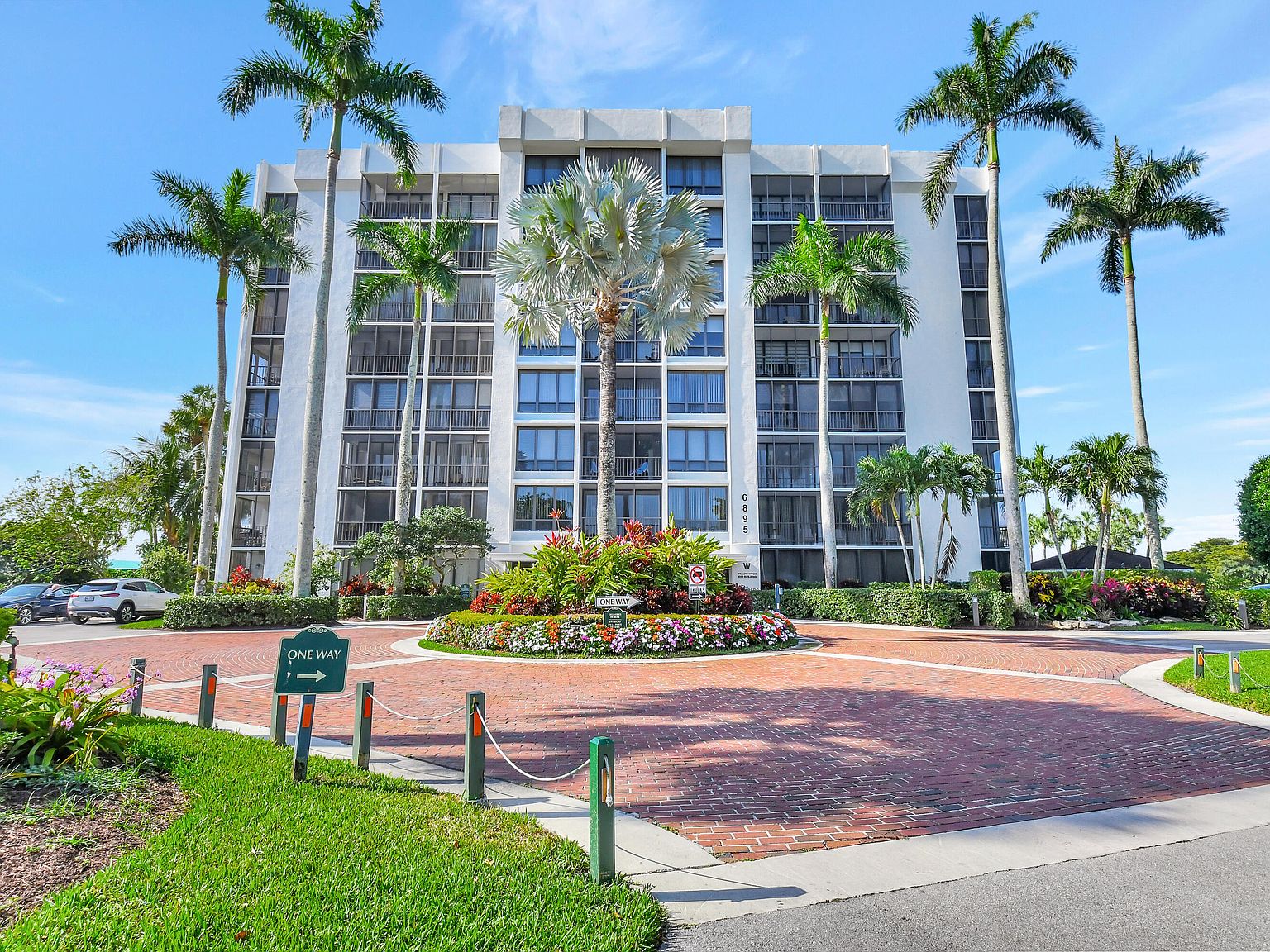 6895 Willow Wood Drive #1034