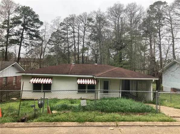1317 E Jeannie St, Pineville, LA 71360