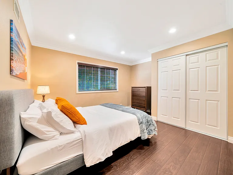 13341 Cromwell Dr — Photo 11