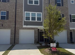 1920 Fishamble St, Fuquay Varina, NC 27526