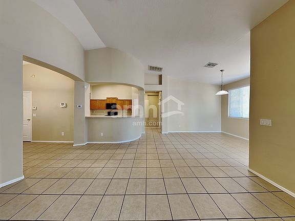5th image of 7404 W Pioneer Ave