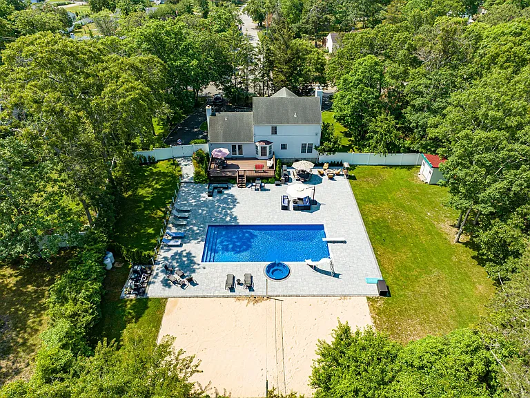 63 E Tiana Rd — Photo 22