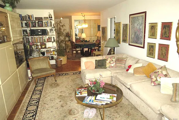 Sold by Benjamin Realty Since 1980 | media 51