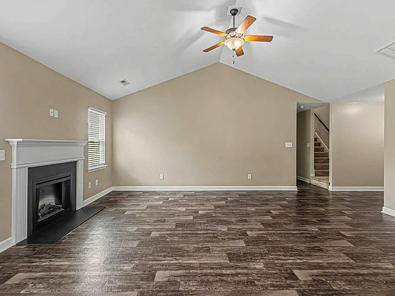 186 Peytons Ridge Dr — Photo 8