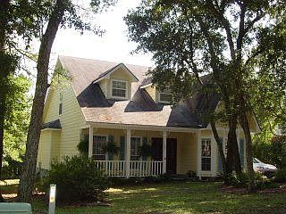 1st image of 102 Woodside Dr