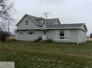 10621 Round Lake Rd, Vermontville, MI 49096