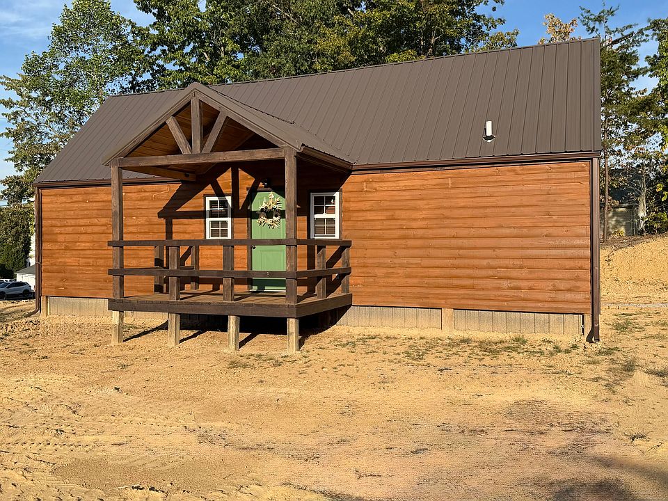 1st image of 627 Somerset Rd
