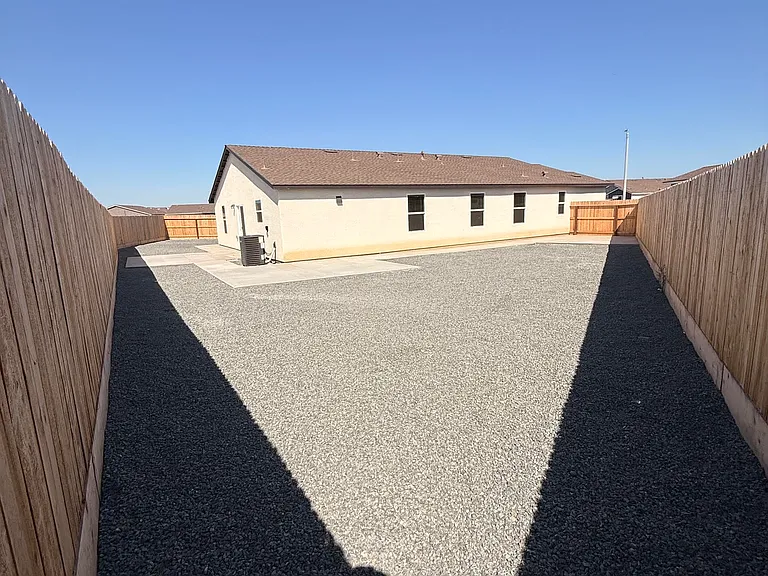2225 Samuel St — Photo 16
