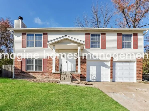 12835 Calamaide Ct, Maryland Heights, MO 63043
