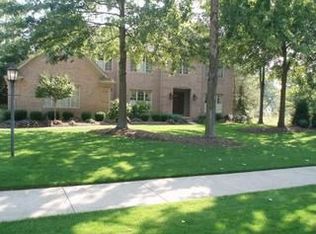 2473 Silveridge Trl, Westlake, OH