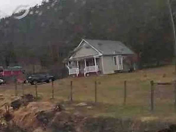 570 Happy Hollow Rd, Petersburg, WV 26847