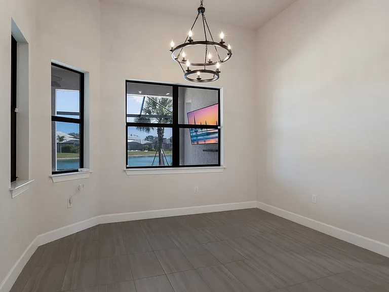 712 Sigsbee Loop — Photo 15