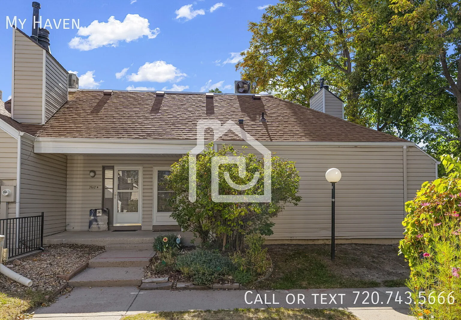 Updated Two-Bedroom with Carport Parking Next to Golf Course — Photo 4
