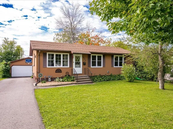 5428 Oakley St, Duluth, MN 55803