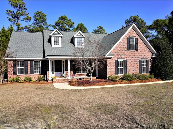 7504 Wilkins Dr, Fayetteville, NC 28311