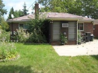 21711 Ridgedale Ave, Oak Park, MI 48237