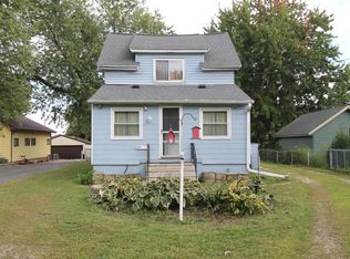 25513 W Loomis Rd, Wind Lake, WI 53185