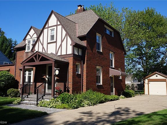 2nd image of 3312 Lincoln Dr