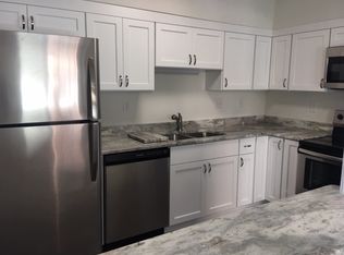212 58th St #212, Virginia Beach, VA 23451