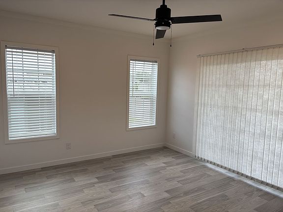 5th image of 5703 Blue Harbor Dr #333