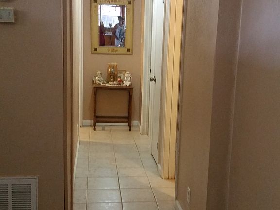 4th image of 3905 Vangie Ln.
