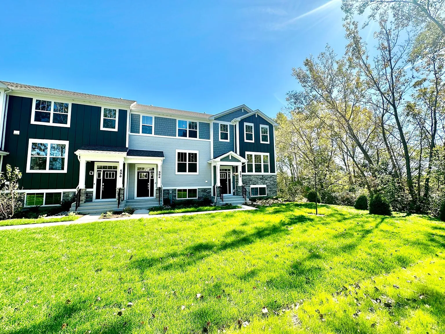 3 bed, 2.5 bath, 1764 sqft, $2,995 — Photo 4