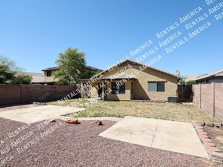 15827 W Yavapai St — Photo 31