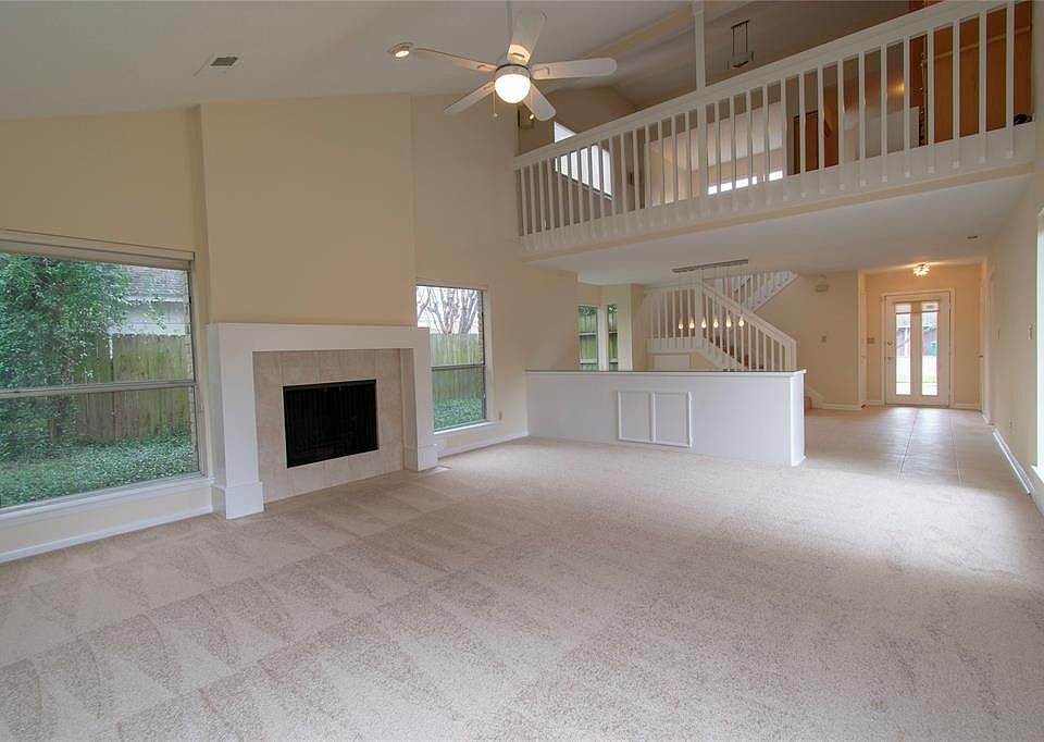 1st image of 2215 Hickory Lawn Dr