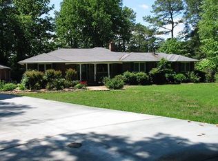 1405 Gravatt Ln, Virginia Beach, VA 23454