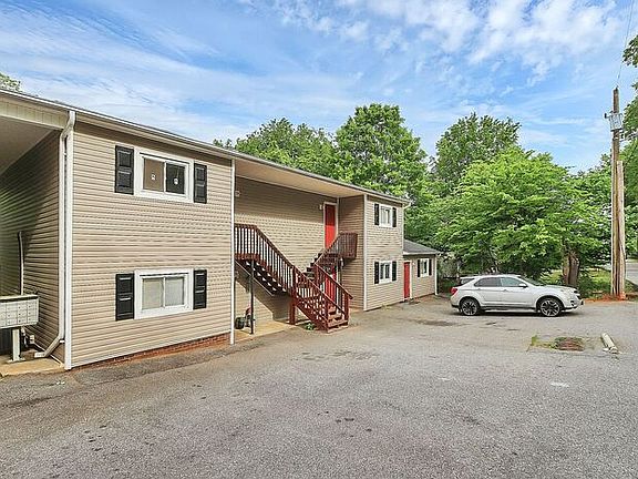 3rd image of 1326 N Frye Ave APT E
