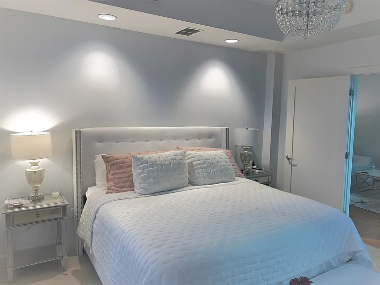 400 4th Ave S #104 — Photo 24