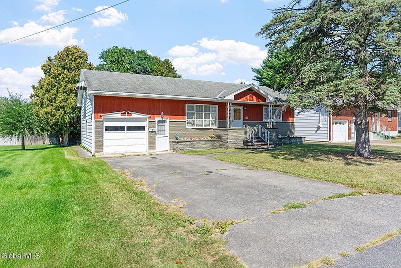 3rd image of 1221 Houlton Avenue