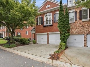 5201 Waters Edge Trl, Roswell, GA 30075