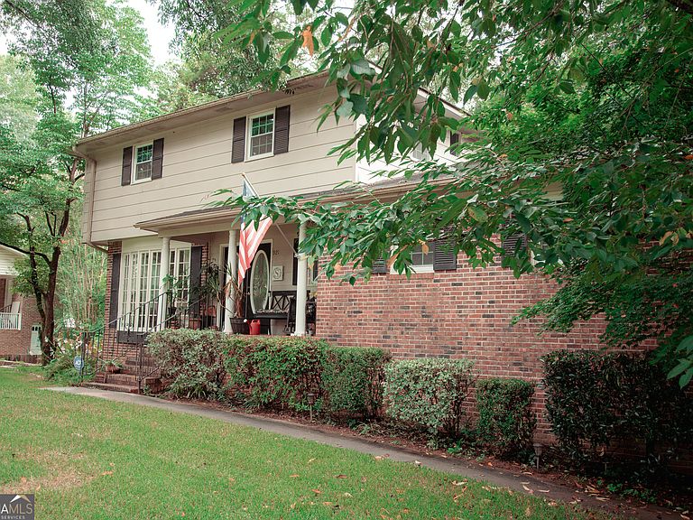 Listing photo 4
