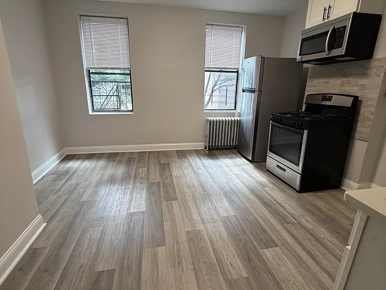 6308 Broadway #5C — Photo 2