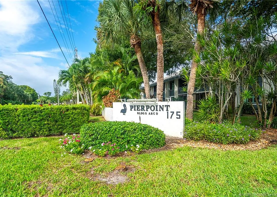 175 SE Saint Lucie Blvd #A106