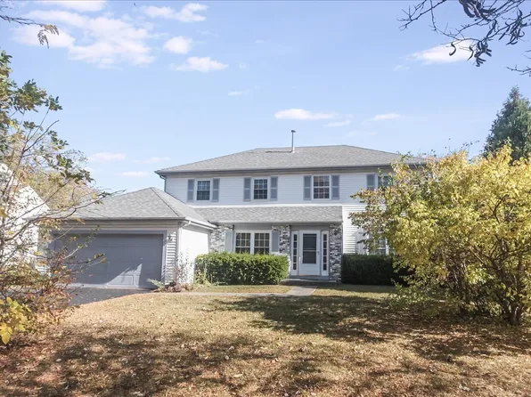 703 Malcolm Ln, Dundee, IL 60118